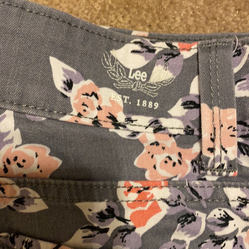 Lee Shapetastic Jean - Picture 3 of 5